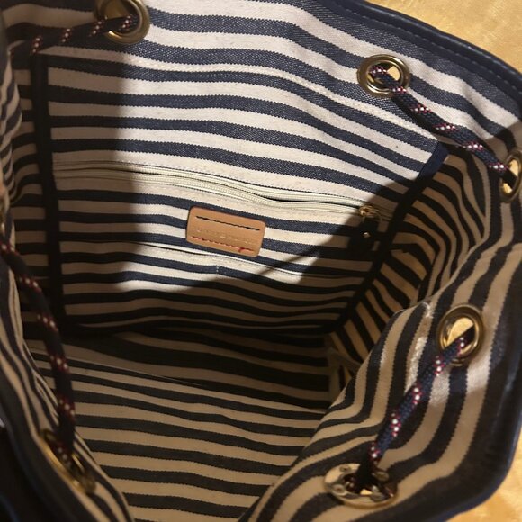 Rare Tommy Hilfiger  tote - Picture 6 of 7